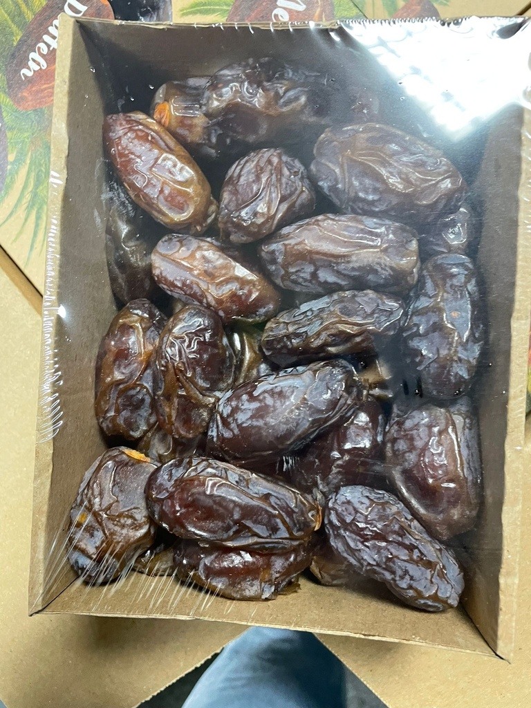 Organic Medjoul Dates 8x1kg